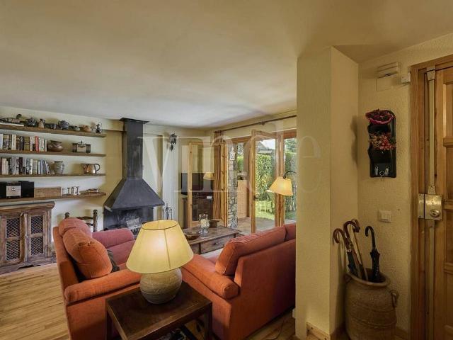 Casa adosada en venta en calle Camp de L'areny, Bolvir, de 173 m² 3 habitaciones por 600.000