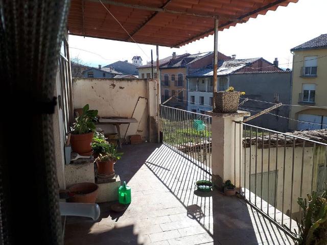 Casa adosada en venta en calle CL Doctor Casas, Sant Pere de Torelló, de 615 m² 2 habitaciones por 199.900