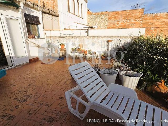 Casa adosada en venta en calle CL Esglesia, Guiamets, Els, de 374 m² 3 habitaciones por 90.000