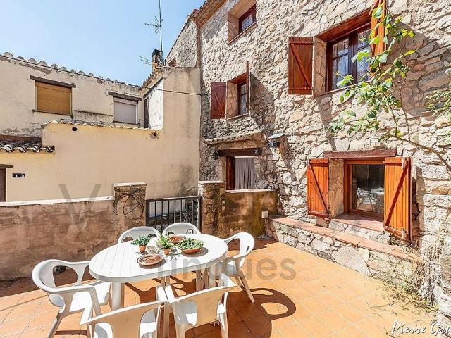 Casa adosada en venta en calle Llenya, Montblanc, de 147 m² 4 habitaciones por 159.000