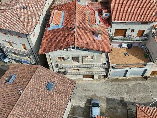 Casa adosada en venta en calle CL Mig, Gombrèn, de 300 m² 7 habitaciones por 299.500