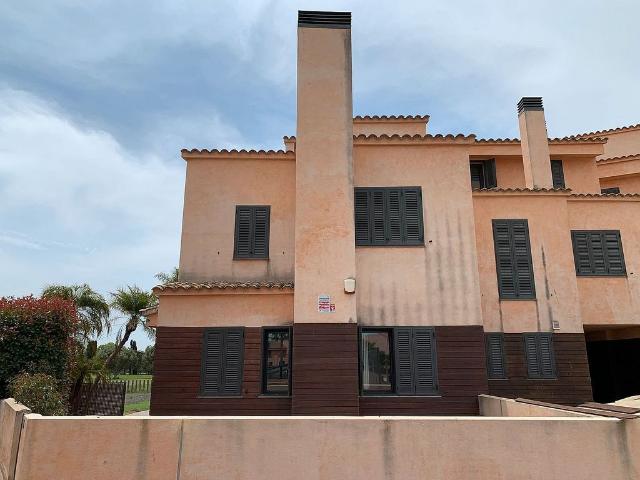 Casa adosada en venta en calle CL Roses de Les, Reus, de 250 m² 5 habitaciones por 650.000