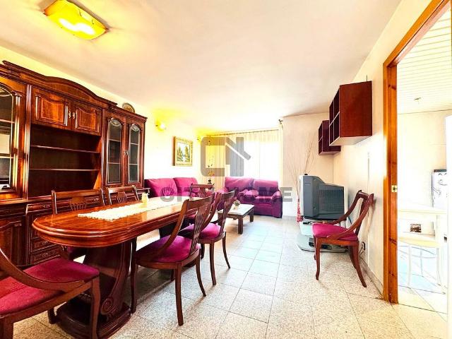 Casa adosada en venta en calle Albi, Vinaixa, de 261 m² 4 habitaciones por 126.900