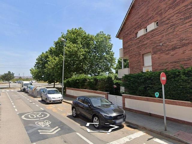 Casa adosada en venta en calle Arago, Tordera, de 151 m² 2 habitaciones por 280.000