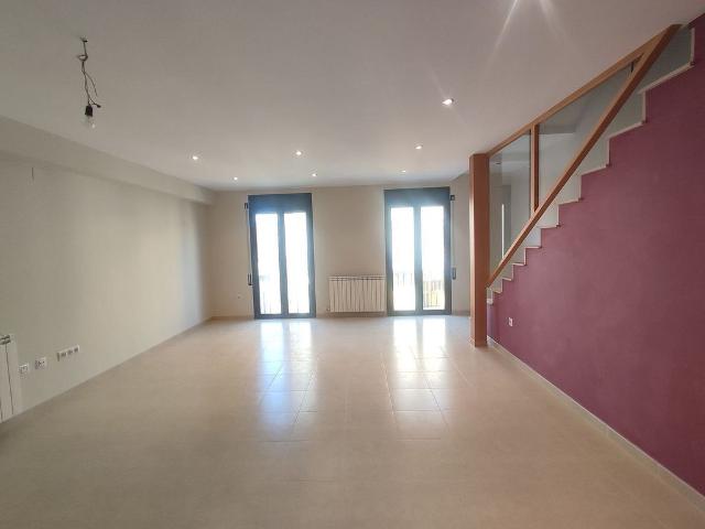 Casa adosada en venta en calle Bonaire, Verdú, de 264 m² 3 habitaciones por 248.000