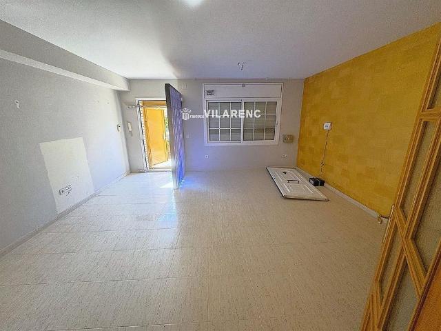 Casa adosada en venta en calle Bisbe Català, Calafell, de 138 m² 4 habitaciones por 371.000