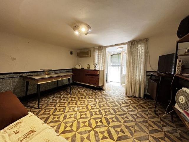 Casa adosada en venta en calle Graupera, Vilafranca del Penedès, de 280 m² 6 habitaciones por 189.000
