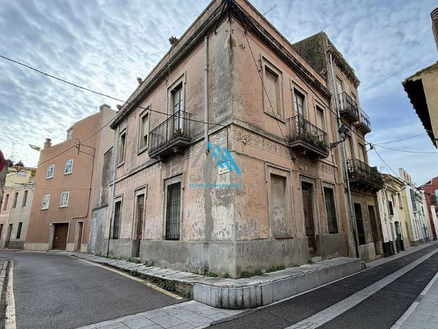 Casa adosada en venta en calle D'àngel Guimerà, Sant Feliu de Guíxols, de 125 m² por 375.000