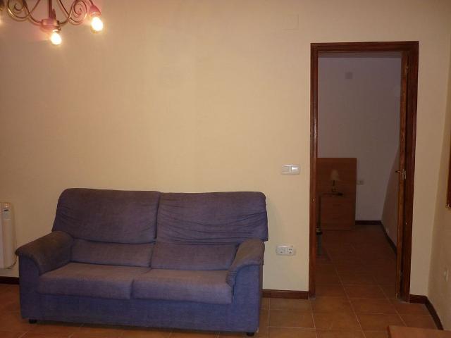 Casa adosada en venta en calle De Baix, Montblanc, de 125 m² 3 habitaciones por 103.000