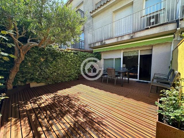 Chalet en venta en calle De Frederic Martí Carreras, Palafrugell, de 190 m² 5 habitaciones por 499.000