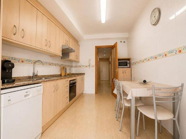 Casa adosada en venta en calle De Josep Maria Folch I Torres, Mont Roig del Camp, de 184 m² 5 habitaciones por 309.900