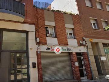 Casa adosada en venta en calle De la Jota, Barcelona, de 216 m² 4 habitaciones por 450.000