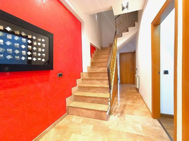 Casa adosada en venta en calle De la Verge Maria, Reus, de 167 m² 5 habitaciones por 499.000