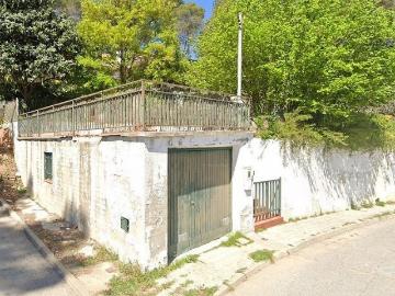 Casa adosada en venta en calle De Les Alzines, Sant Llorenç Savall, de 95 m² 5 habitaciones por 150.000