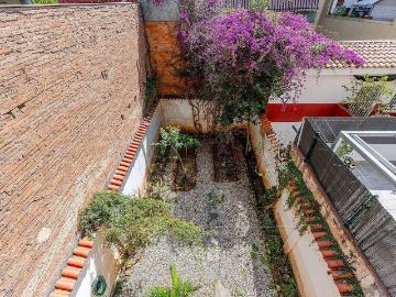 Casa adosada en venta en calle De Malgrat, Barcelona, de 188 m² 7 habitaciones por 720.000