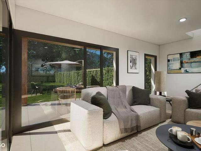 Casa adosada en venta en calle De Manresa, Vacarisses, de 145 m² 4 habitaciones por 439.000