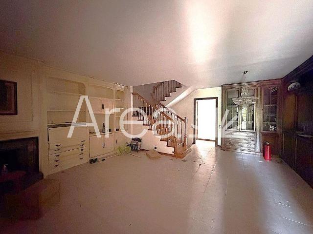 Casa adosada en venta en calle De Milà i Fontanals, Premià de Mar, de 135 m² 4 habitaciones por 629.000