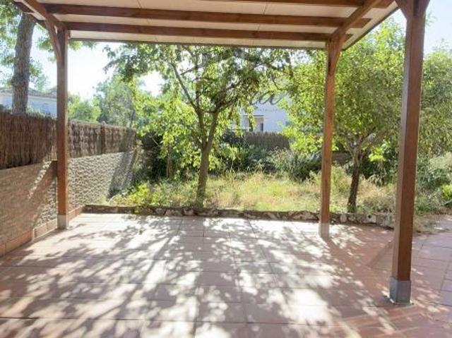 Casa adosada en venta en calle De Narcís Roca i Farreras, Girona, de 120 m² 3 habitaciones por 485.000