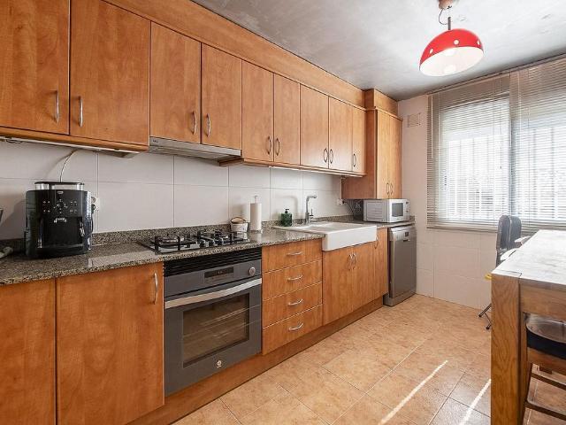 Casa adosada en venta en calle De Sant Jordi, Sant Julià de Ramis, de 117 m² 4 habitaciones por 470.000