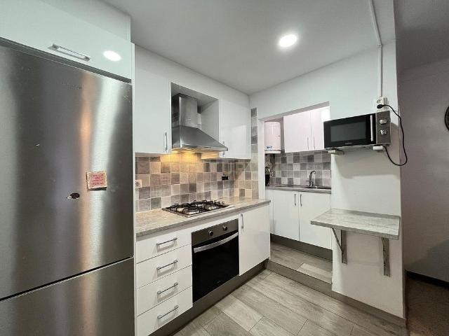 Casa adosada en venta en calle De Sitges, Vilanova i La Geltrú, de 250 m² 6 habitaciones por 499.550