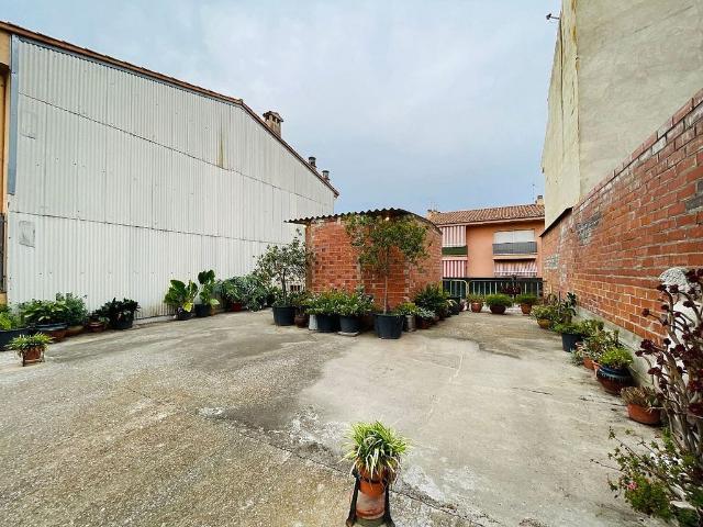 Casa adosada en venta en calle De Sicília, Bisbal d´Empordà, La, de 90 m² 3 habitaciones por 170.000