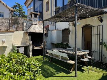 Casa adosada en venta en calle De Pedrell, Barcelona, de 126 m² 3 habitaciones por 730.000