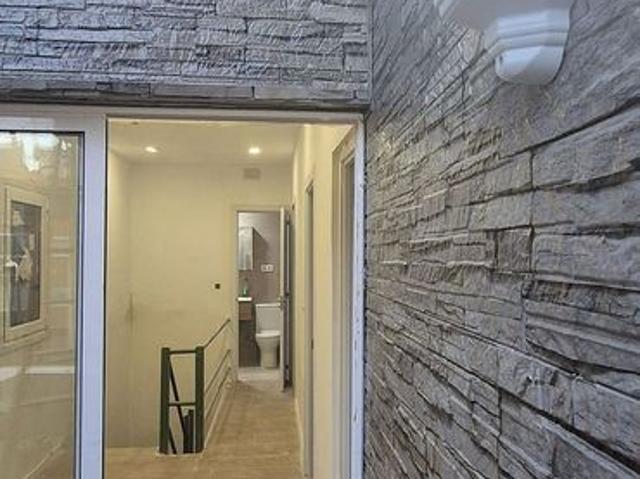Casa adosada en venta en calle De Richard Strauss, Badalona, de 72 m² 4 habitaciones por 269.000