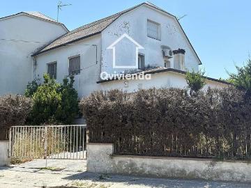 Casa adosada en venta en calle Del Oriol, Llinars del Valles, de 283 m² 1 habitación por 315.000