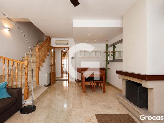 Casa adosada en venta en calle Del Pintor Isidre Nonell, Prat de Llobregat, El, de 194 m² 3 habitaciones por 658.500