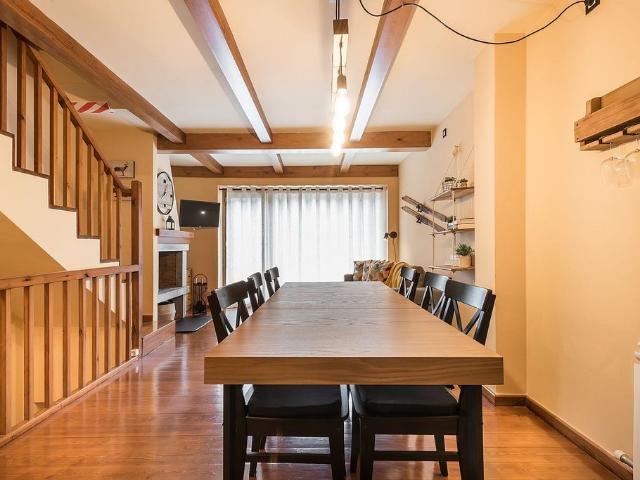 Casa adosada en venta en calle Dera Creu, Bòrdes, es, de 119 m² 3 habitaciones por 550.000