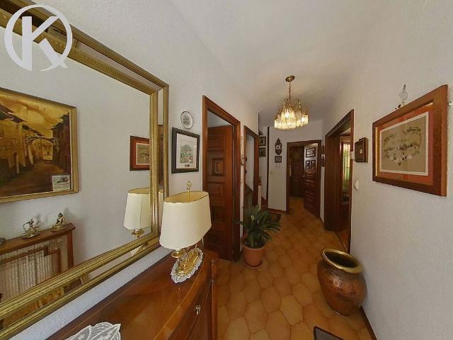 Casa adosada en venta en calle Des Pradets, Vielha e Mijaran, de 200 m² 6 habitaciones por 650.000
