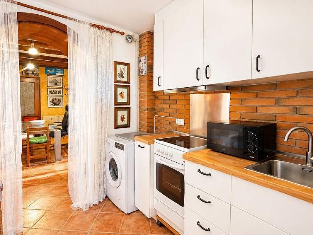 Casa adosada en venta en calle Font de la, Figuera La, de 321 m² 5 habitaciones por 330.000