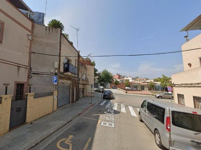 Casa adosada en venta en calle Florit, Sabadell, de 80 m² 1 habitación por 121.600