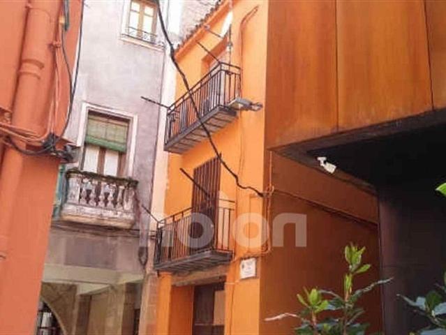 Casa adosada en venta en calle Franc, Balaguer, de 154 m² 3 habitaciones por 40.000