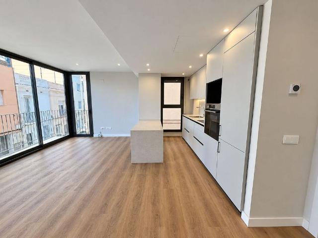 Casa adosada en venta en calle Francesc Planas I Casals, Badalona, de 156 m² 3 habitaciones por 640.000