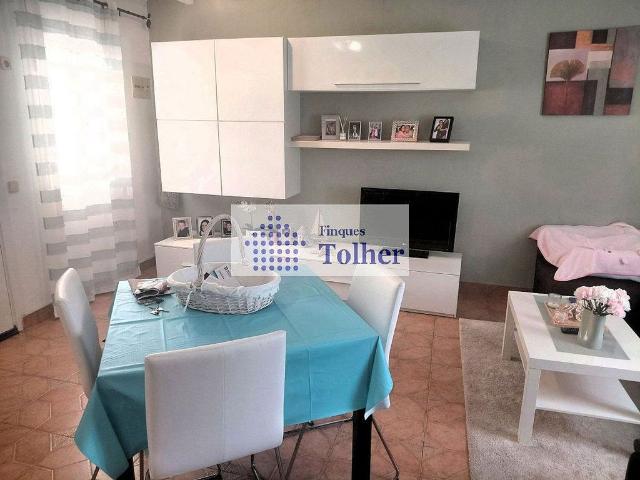 Casa adosada en venta en calle Iglesia, Montgat, de 106 m² 2 habitaciones por 415.000