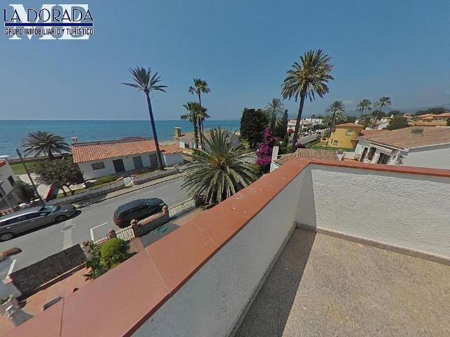 Casa adosada en venta en calle Montroig Bahia, Mont Roig del Camp, de 143 m² 5 habitaciones por 551.000