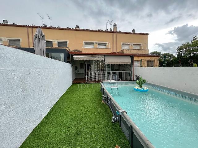 Casa adosada en venta en calle Montserrat, Rourell, El, de 170 m² 3 habitaciones por 288.000