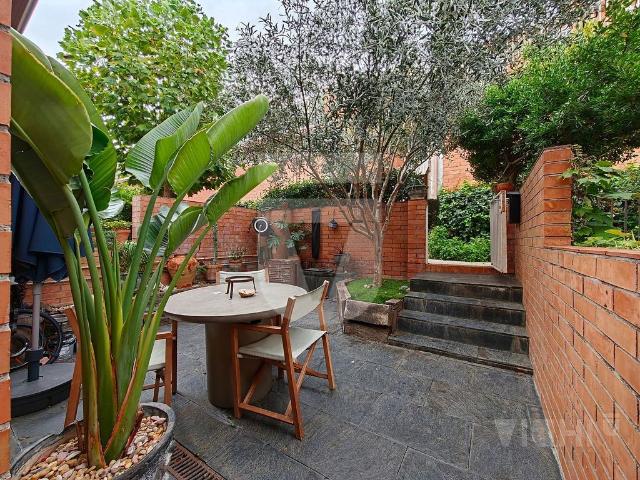 Casa adosada en venta en calle Matas, Tiana, de 170 m² 3 habitaciones por 577.000