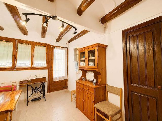 Casa adosada en venta en calle Nou, Masroig, El, de 192 m² 5 habitaciones por 120.000