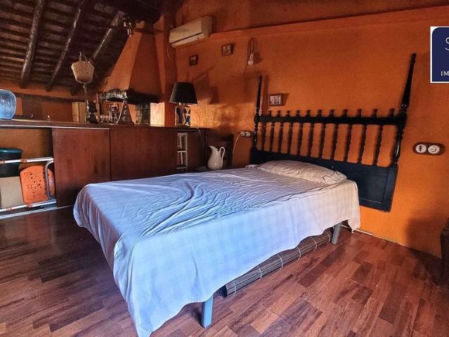 Casa adosada en venta en calle Nou, Almoster, de 300 m² 6 habitaciones por 156.000