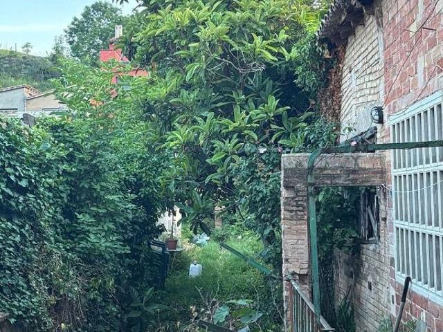 Casa adosada en venta en calle Nou, Torelló, de 199 m² 7 habitaciones por 150.000