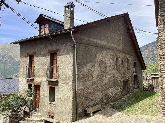 Casa adosada en venta en calle Sant Antoniag Durro, Vall de Boí, La, de 499 m² 1 habitación por 195.000