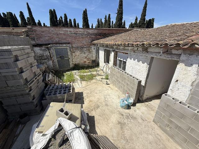 Casa adosada en venta en calle Santa Maria, Balaguer, de 68 m² 3 habitaciones por 75.000