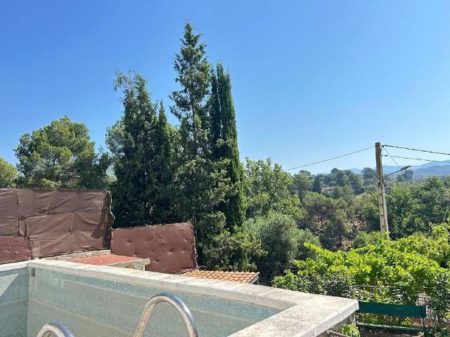 Chalet en venta en calle De la Sènia, Vacarisses, de 196 m² 5 habitaciones por 310.000
