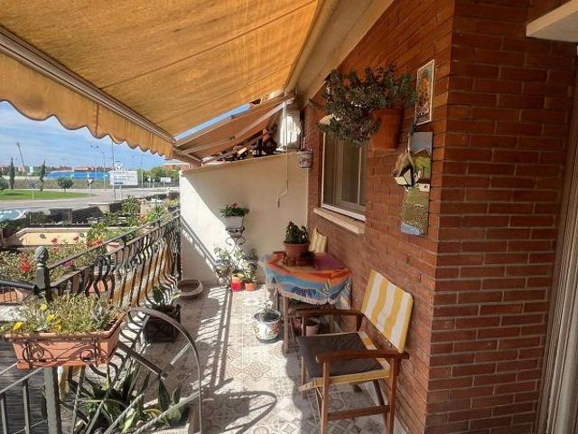 Casa adosada en venta en calle Riu Ciurana, Tarragona, de 230 m² 4 habitaciones por 311.000