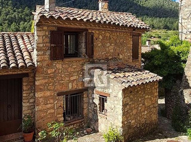 Casa adosada en venta en calle Z, Mont Ral, de 120 m² 3 habitaciones por 164.000