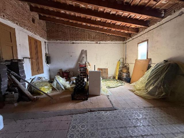 Casa adosada en venta en calle Zorrilla de, Sabadell, de 80 m² por 187.000