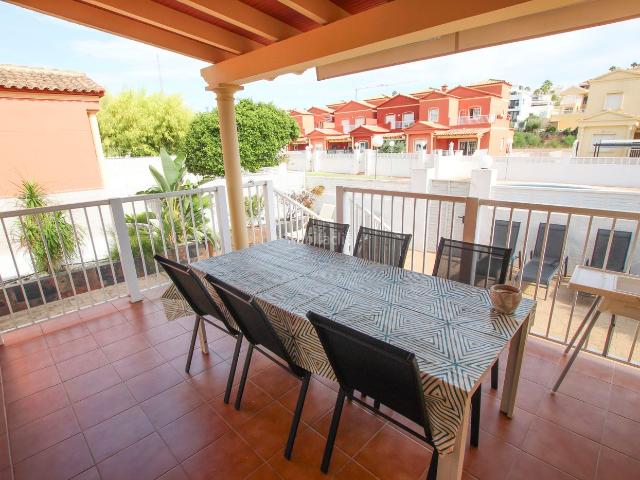 Casa adosada en venta en Calp, Marisol Park Ortembach Los Almendros. Adosado renovado en una de mejores urbanizaciones de Calpe!. Casas adosadas.