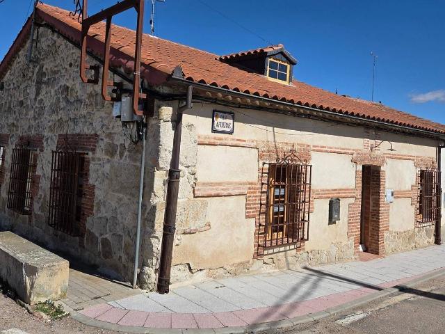 Casa adosada en Venta en Calzada de Valdunciel